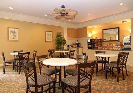 Фото 9 - Mainstay Suites - Port Saint Lucie