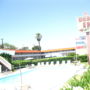 Фото 2 - Desert Inn Motel