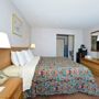 Фото 4 - America s Best Value Inn Allentown