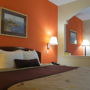Фото 7 - Best Western Plus Northwest Inn and Suites Houston