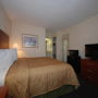 Фото 14 - Quality Inn & Suites