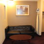 Фото 12 - Travel Inn & Suites Flemington