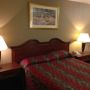 Фото 9 - Travel Inn & Suites Flemington