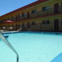Фото 1 - Traveler Inn & Suites San Diego South Bay