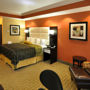 Фото 4 - Best Western Plus JFK Inn & Suites