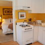 Фото 2 - Sonoma s Best Guest Cottages