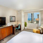 Фото 2 - Hilton Carlsbad Oceanfront Resort & Spa