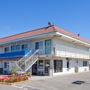 Фото 13 - Motel 6 Stockton - Charter Way West