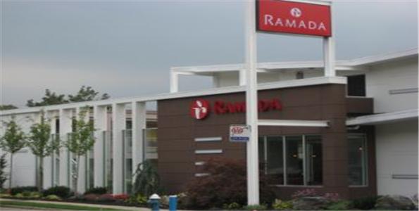 Фото 2 - Ramada Inn & Suites of Rockville Centre