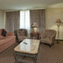 Фото 7 - Arlington Court Suites Hotel
