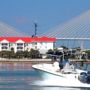 Фото 8 - Charleston Harbor Resort & Marina