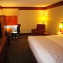 Фото 10 - La Quinta Inn & Suites Charlotte Airport North