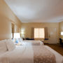 Фото 3 - La Quinta Inn & Suites Orange County - Santa Ana
