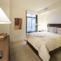 Фото 6 - Zen Hospitality at 425 Mass Apartments