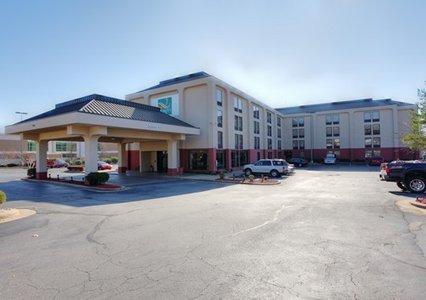 Фото 6 - Quality Inn & Suites North Little Rock