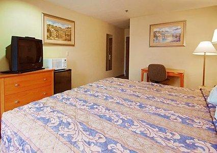Фото 5 - Quality Inn & Suites Santa Rosa
