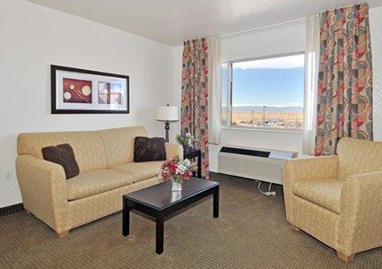 Фото 13 - Quality Inn & Suites Denver International Airport