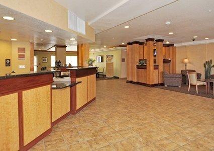 Фото 7 - Quality Inn & Suites Denver International Airport