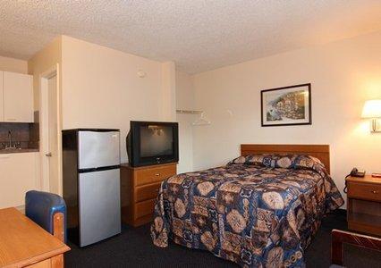 Фото 2 - Suburban Extended Stay Bay Meadows