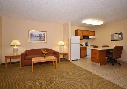 Фото 6 - MainStay Suites Cedar Rapids