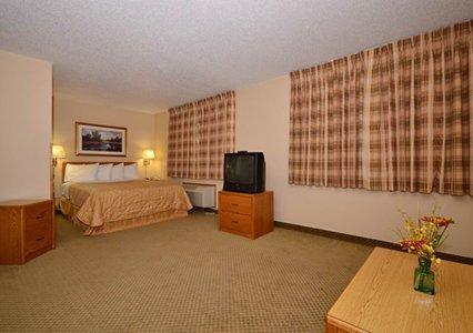 Фото 8 - MainStay Suites Cedar Rapids