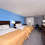 Фото 3 - Clarion Hotel & Convention Center near Hawkeye Downs