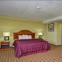 Фото 8 - Quality Inn & Suites Fayetteville