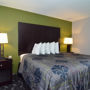 Фото 14 - Rodeway Inn and Suites Austin