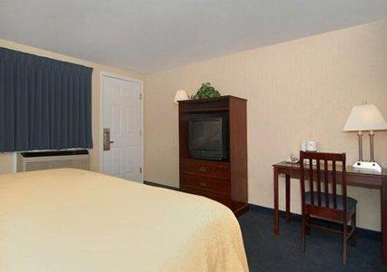 Фото 8 - Quality Inn at Quechee Gorge