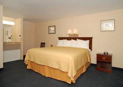 Фото 9 - Quality Inn at Quechee Gorge