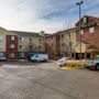 Фото 3 - Crestwood Suites of Denver - Aurora