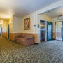 Фото 9 - Crestwood Suites of Colorado Springs