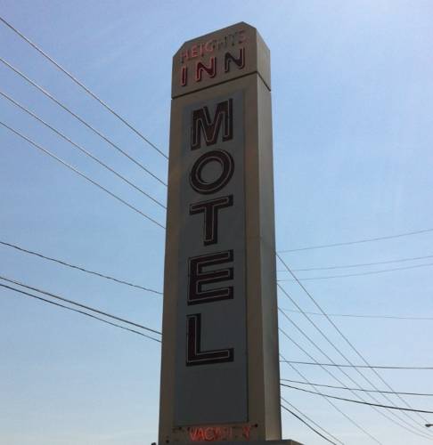 Фото 7 - The Heights Inn Motel