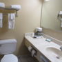 Фото 11 - Economy Inn & Suites Cedar Rapids