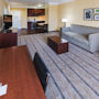 Фото 12 - La Quinta Inn and Suites Houston NW Beltway8/West Road