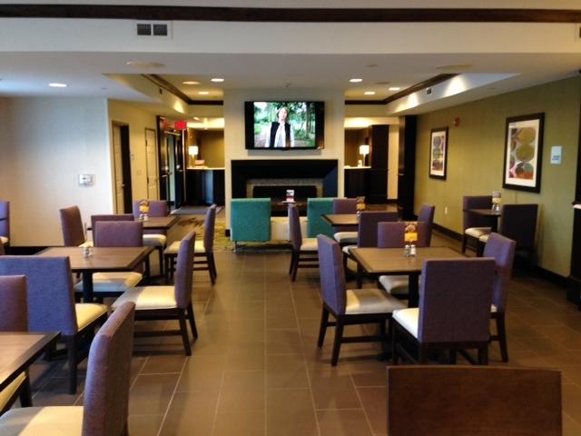 Фото 9 - Holiday Inn Express Hotel & Suites Wichita Northeast