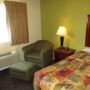 Фото 8 - Orangewood Inn and Suites