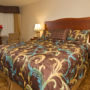 Фото 2 - Tropicana Inn & Suites