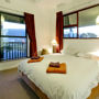 Фото 2 - Clovelly Lodge Guest Apartments